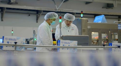 目光所及之處,他們演繹著萬家燈火的品質(zhì)承諾